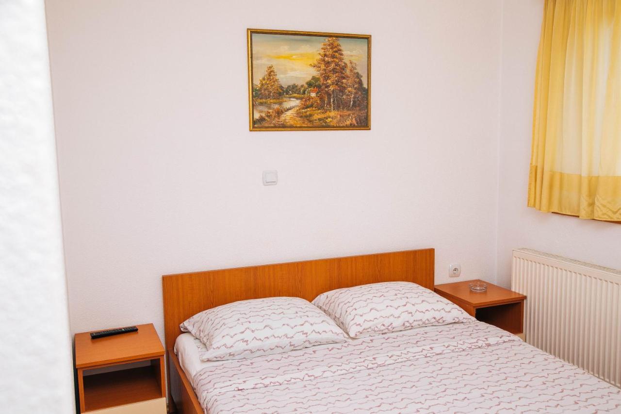 Jezero Laminci Bed and Breakfast Bosanska Gradiska Exterior foto