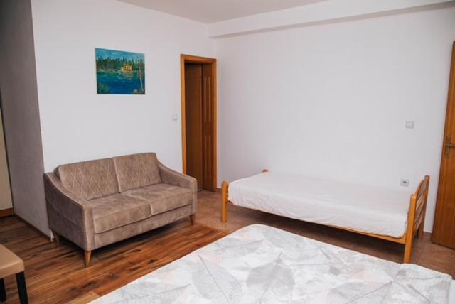 Jezero Laminci Bed and Breakfast Bosanska Gradiska Exterior foto